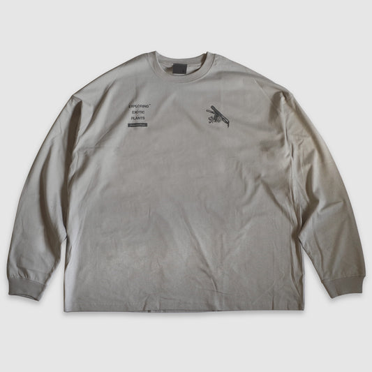 EXPLORING EXOTIC PLANTS 01  L/S TEE Palangka Raya [LIGHT GREY]