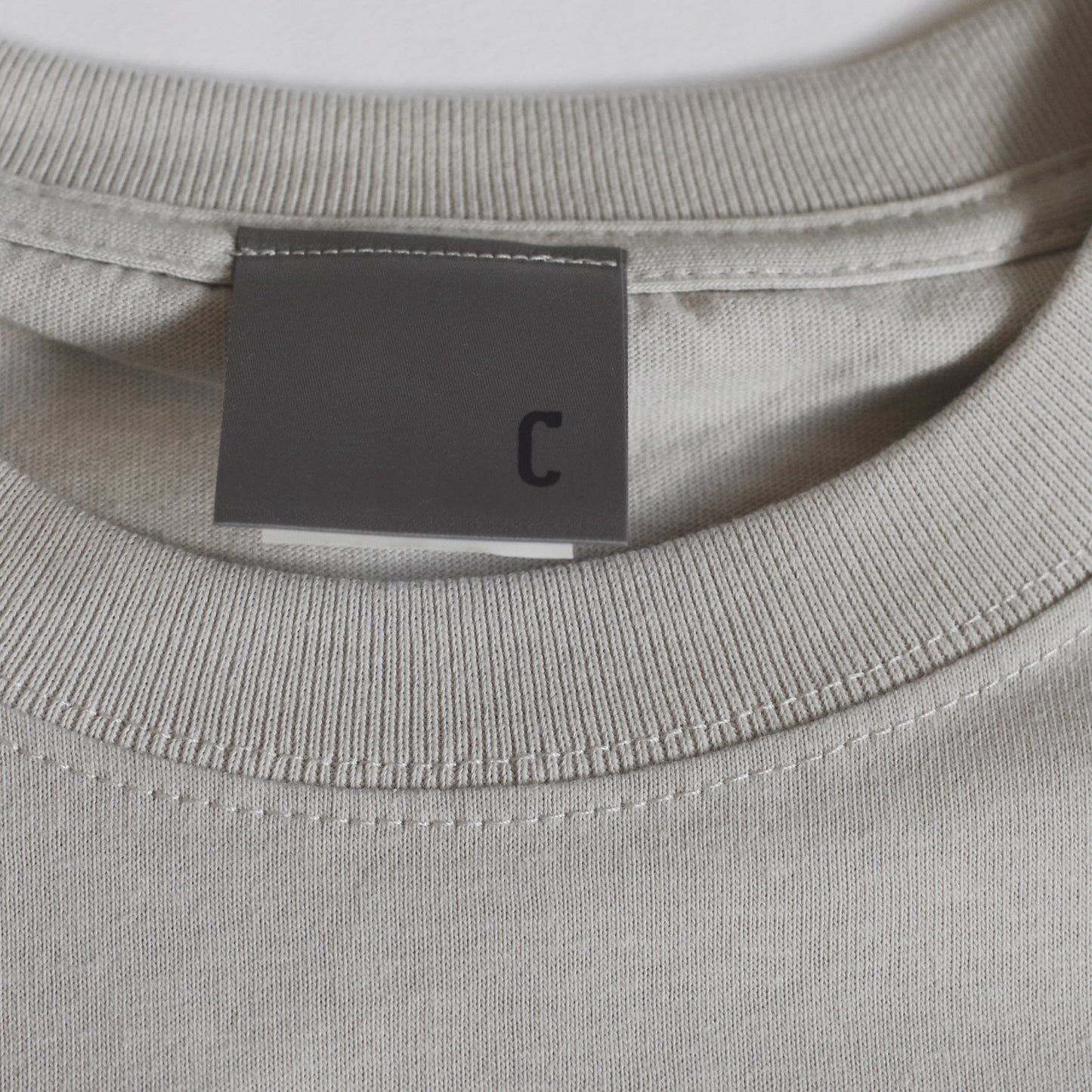EXPLORING EXOTIC PLANTS 01  L/S TEE Palangka Raya [LIGHT GREY]
