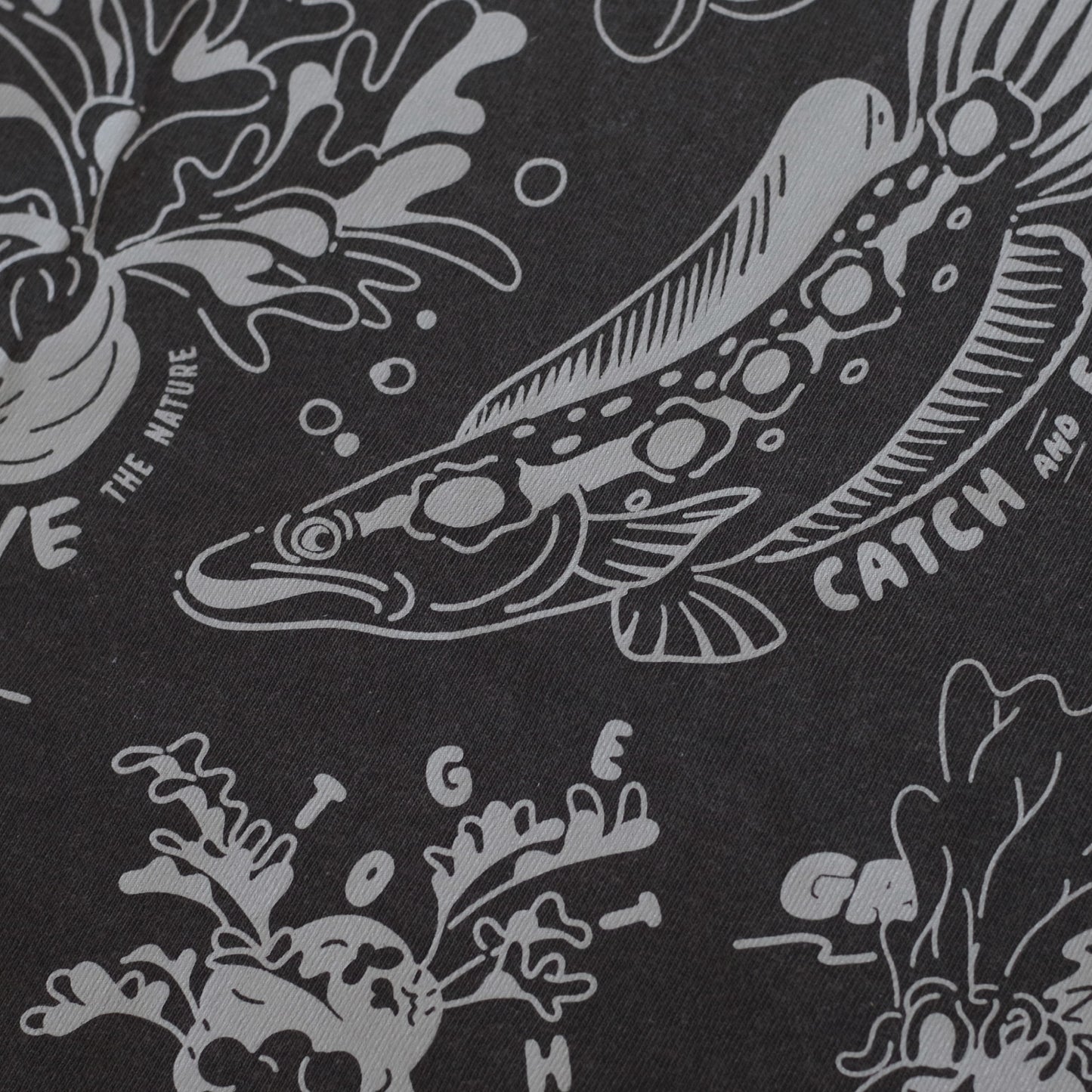 EXPLORING EXOTIC PLANTS 01 TEE Palangka Raya [FADEWASHED GREY]